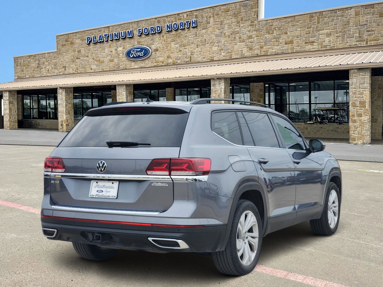 2023 Volkswagen Atlas 3.6L V6 SE w/Technology