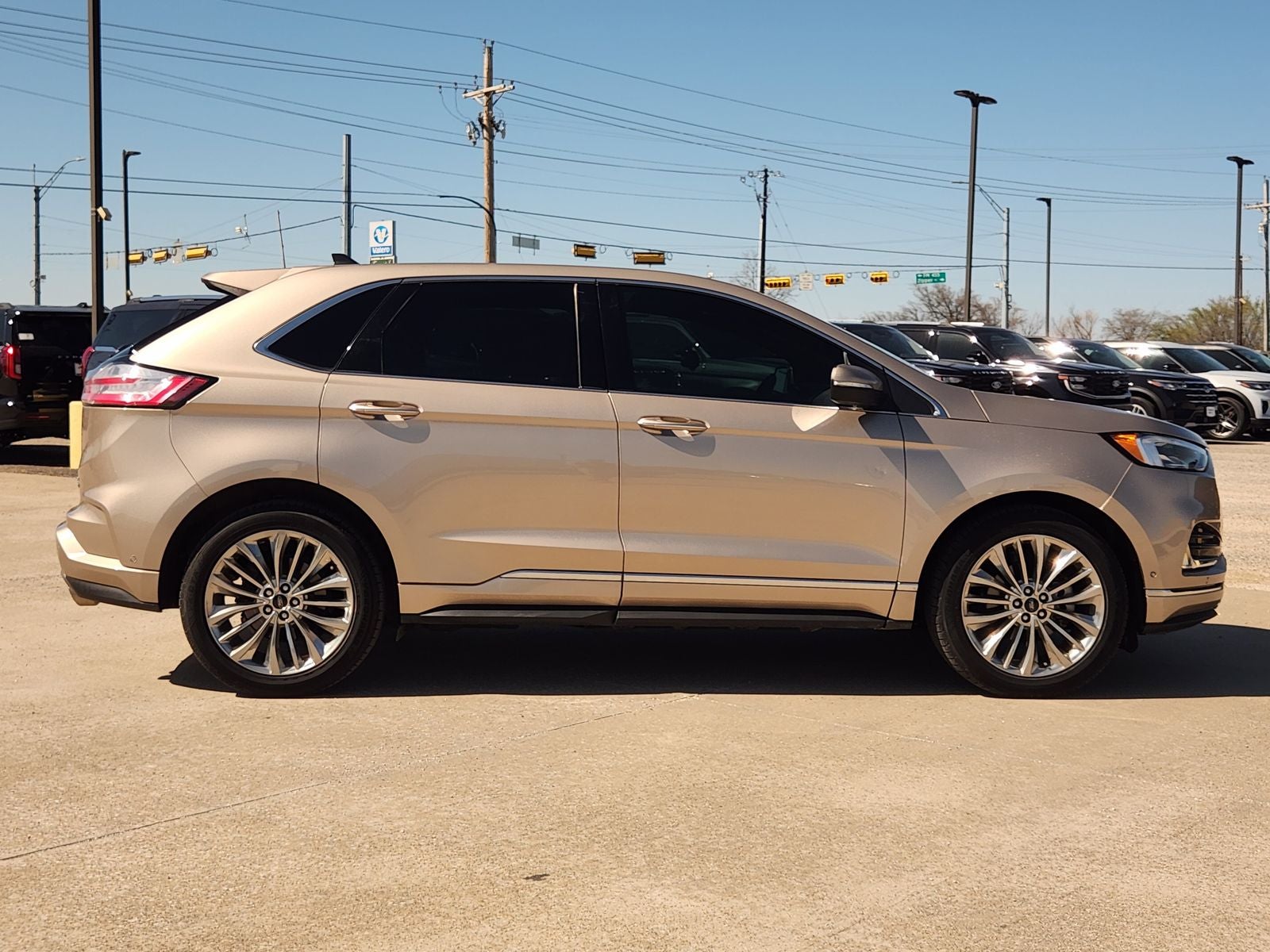 2020 Ford Edge Titanium