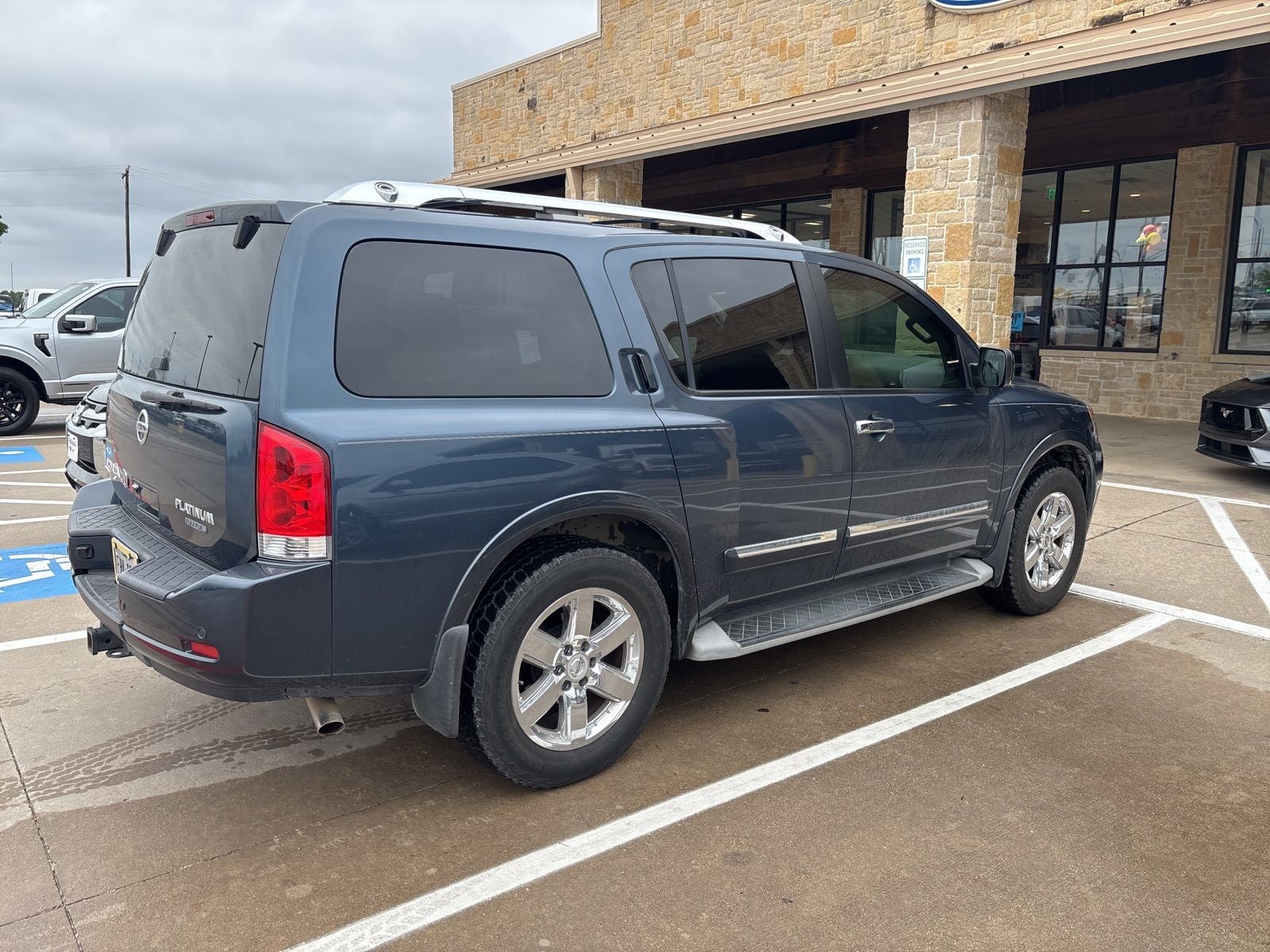 2014 Nissan Armada Platinum