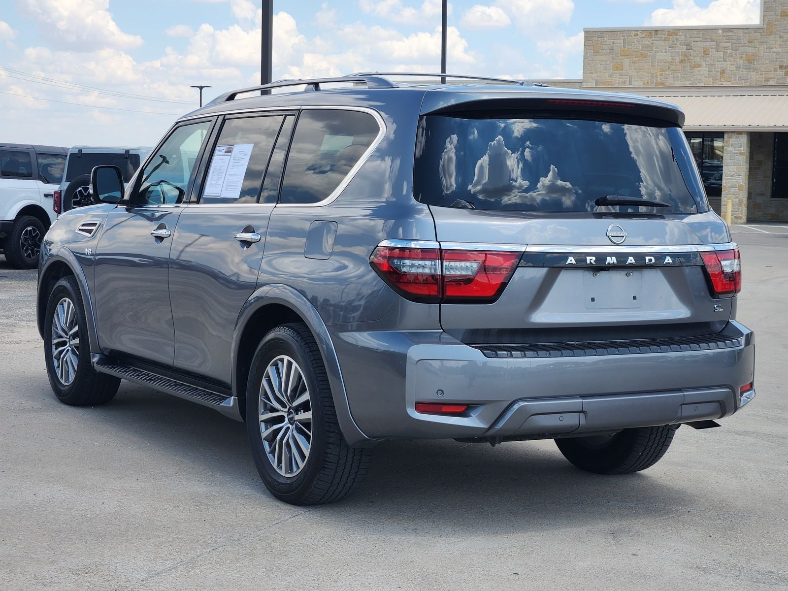 2021 Nissan Armada SL