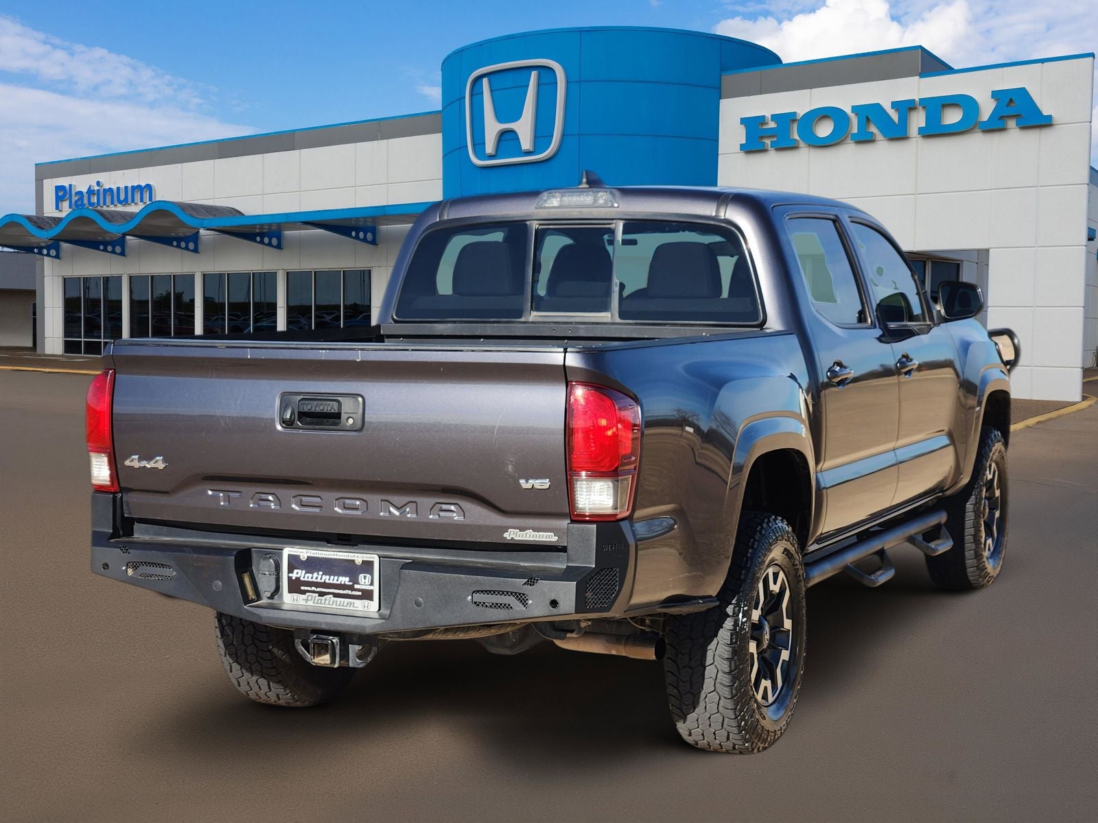 2023 Toyota Tacoma SR V6