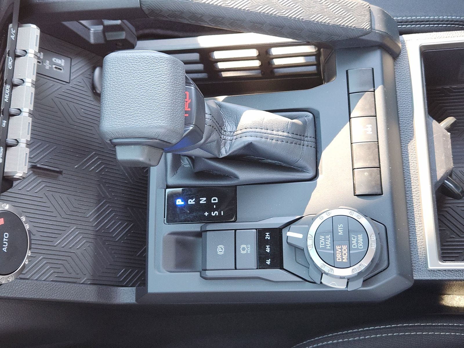 2025 Toyota Tacoma Hybrid TRD Off Road