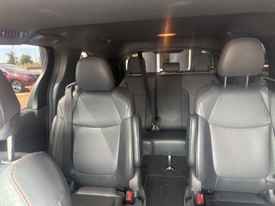 2021 Toyota Sienna XSE 7 Passenger