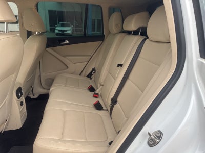 2015 Volkswagen Tiguan SE w/Appearance