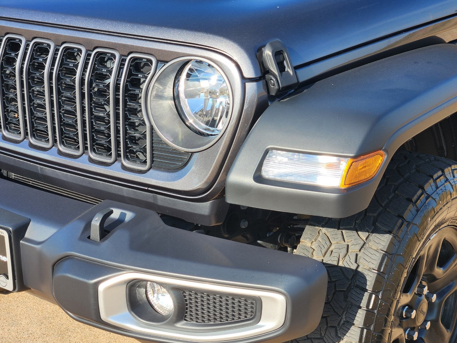 2026 Jeep Gladiator Sport - Photo 9