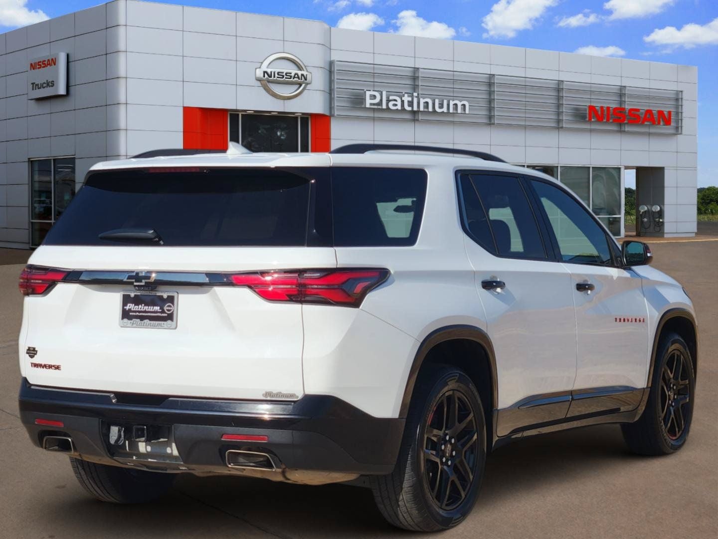 2023 Chevrolet Traverse Premier