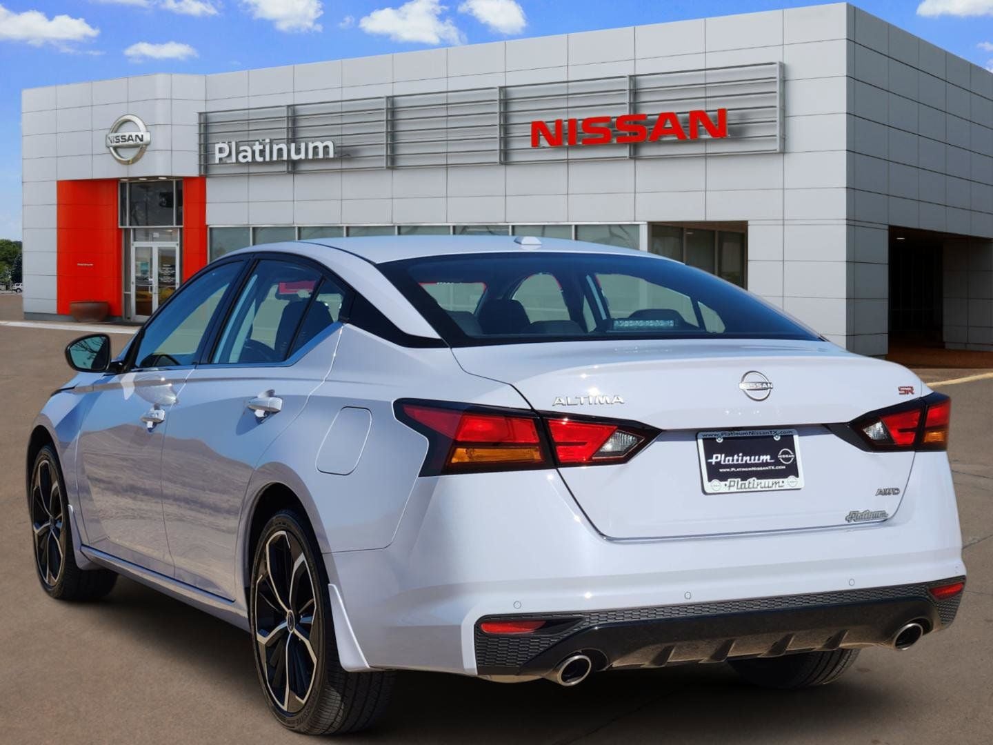 2025 Nissan Altima 2.5 SR