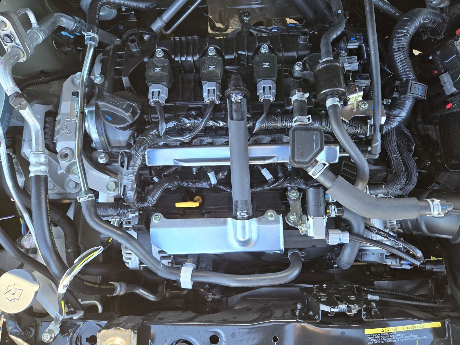 2025 Nissan Versa 1.6 SR