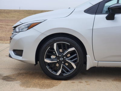 2025 Nissan Versa 1.6 SR