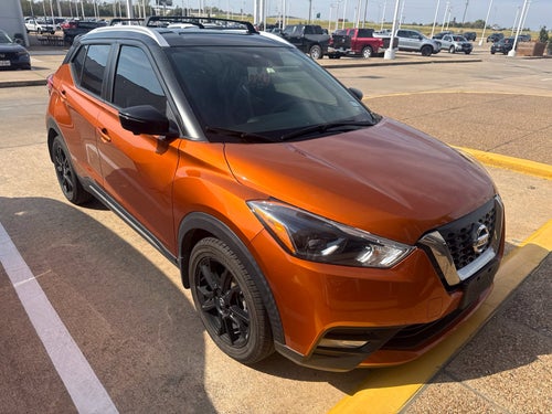 2020 Nissan Kicks SR