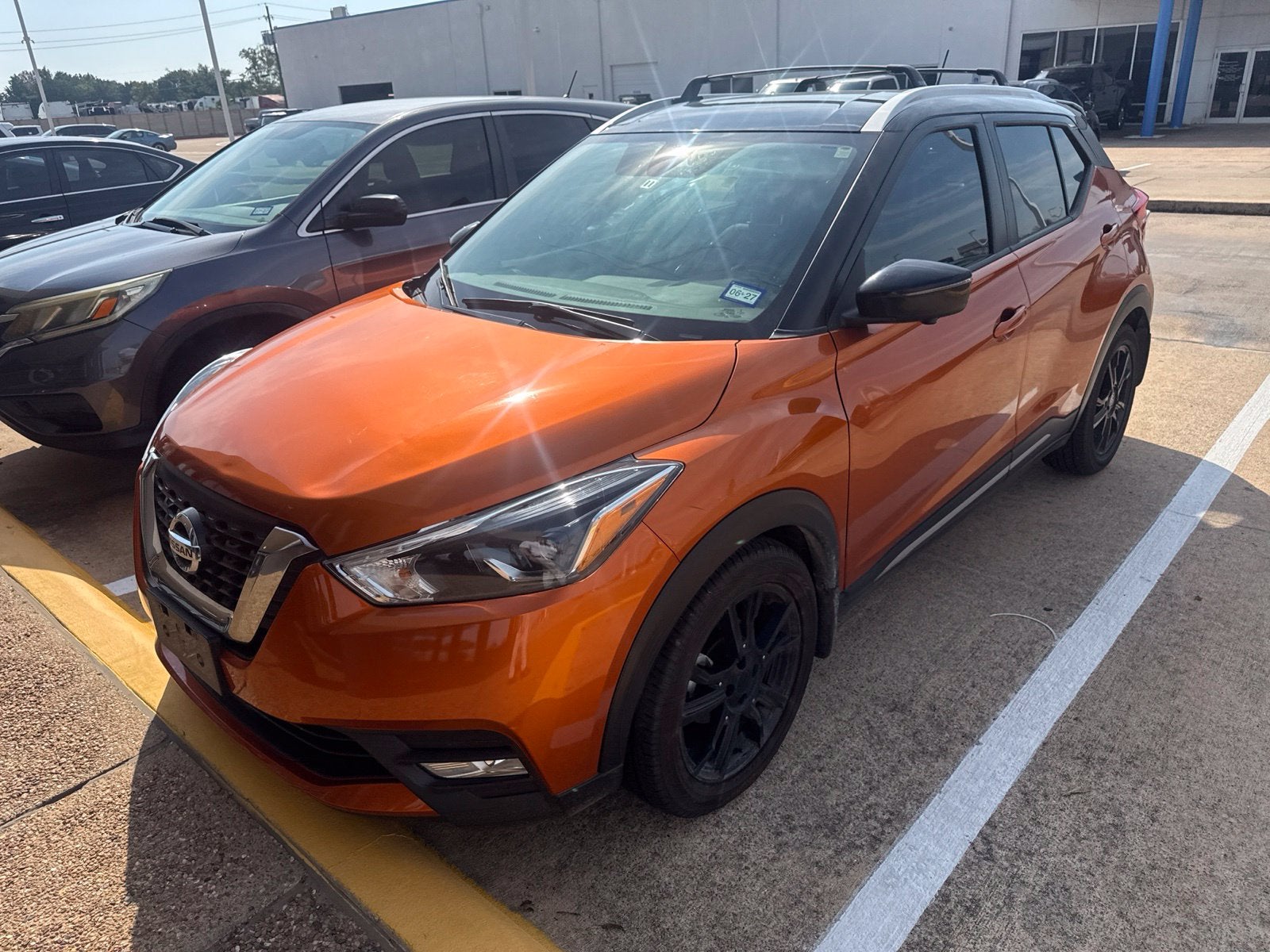 2020 Nissan Kicks SR