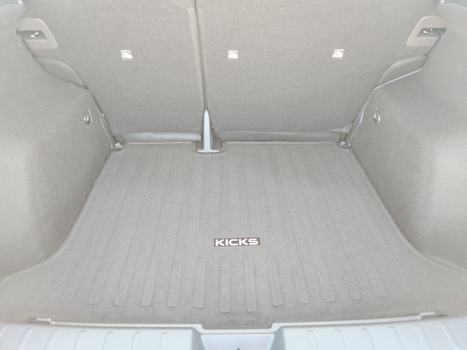 2027 Nissan Kicks S