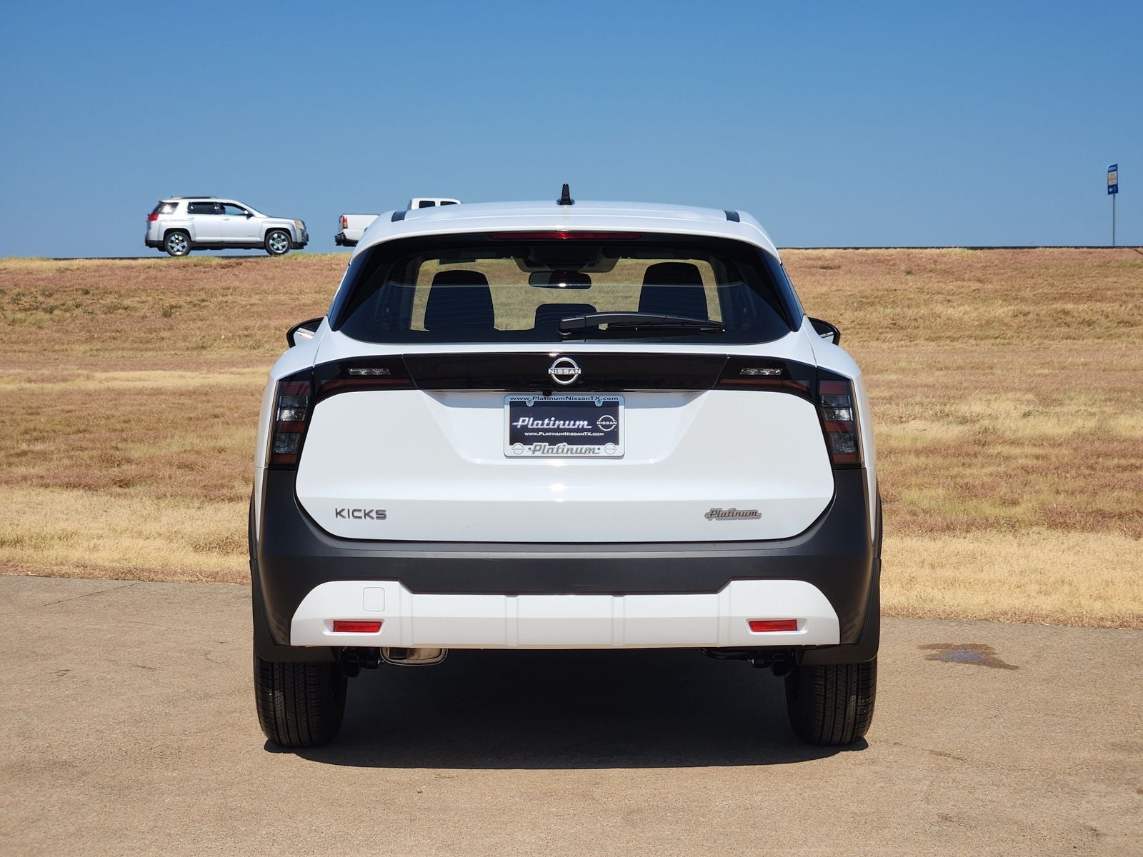 2027 Nissan Kicks S