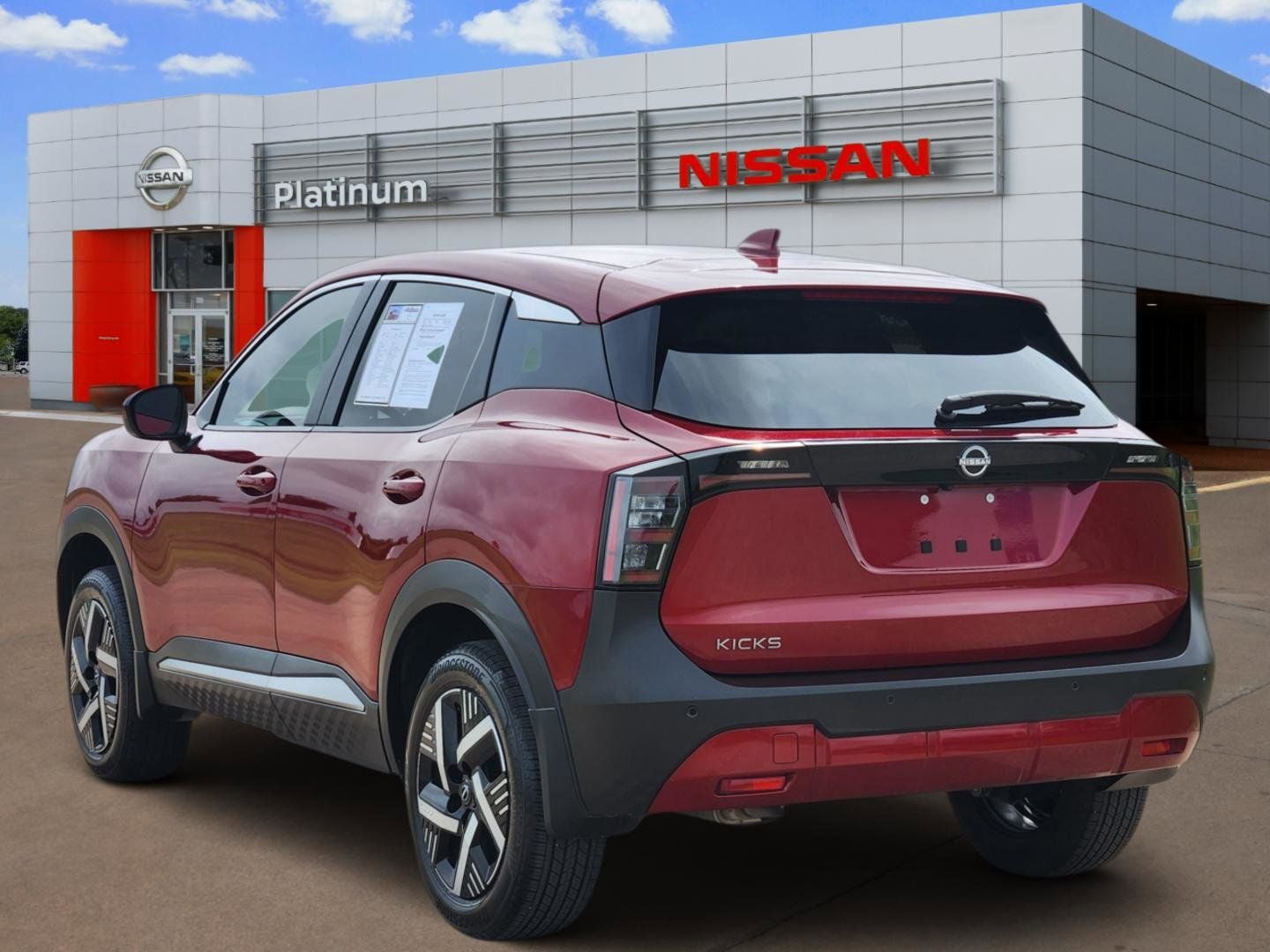 2025 Nissan Kicks SV