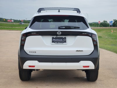 2026 Nissan Kicks SV