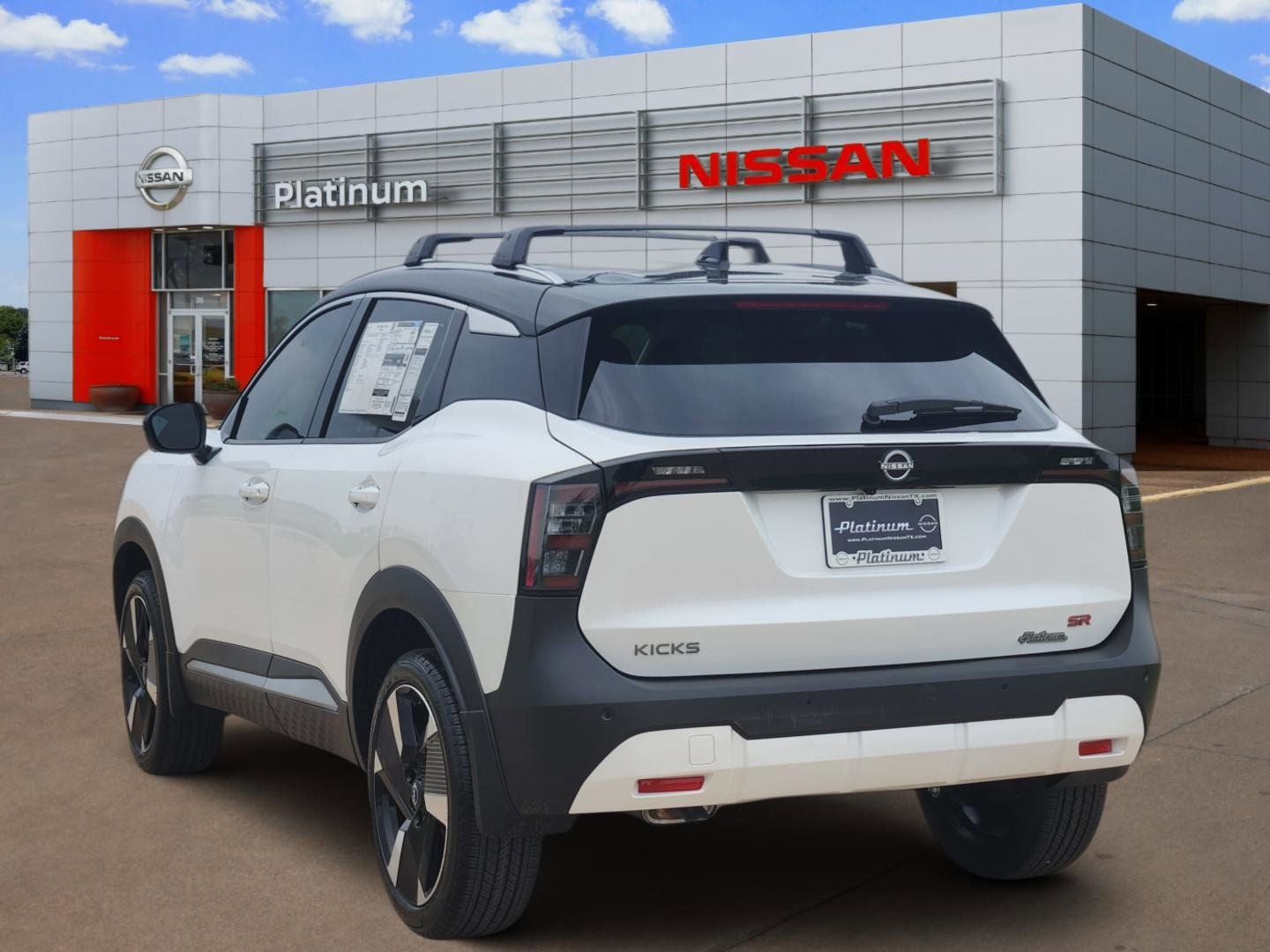 2026 Nissan Kicks SR