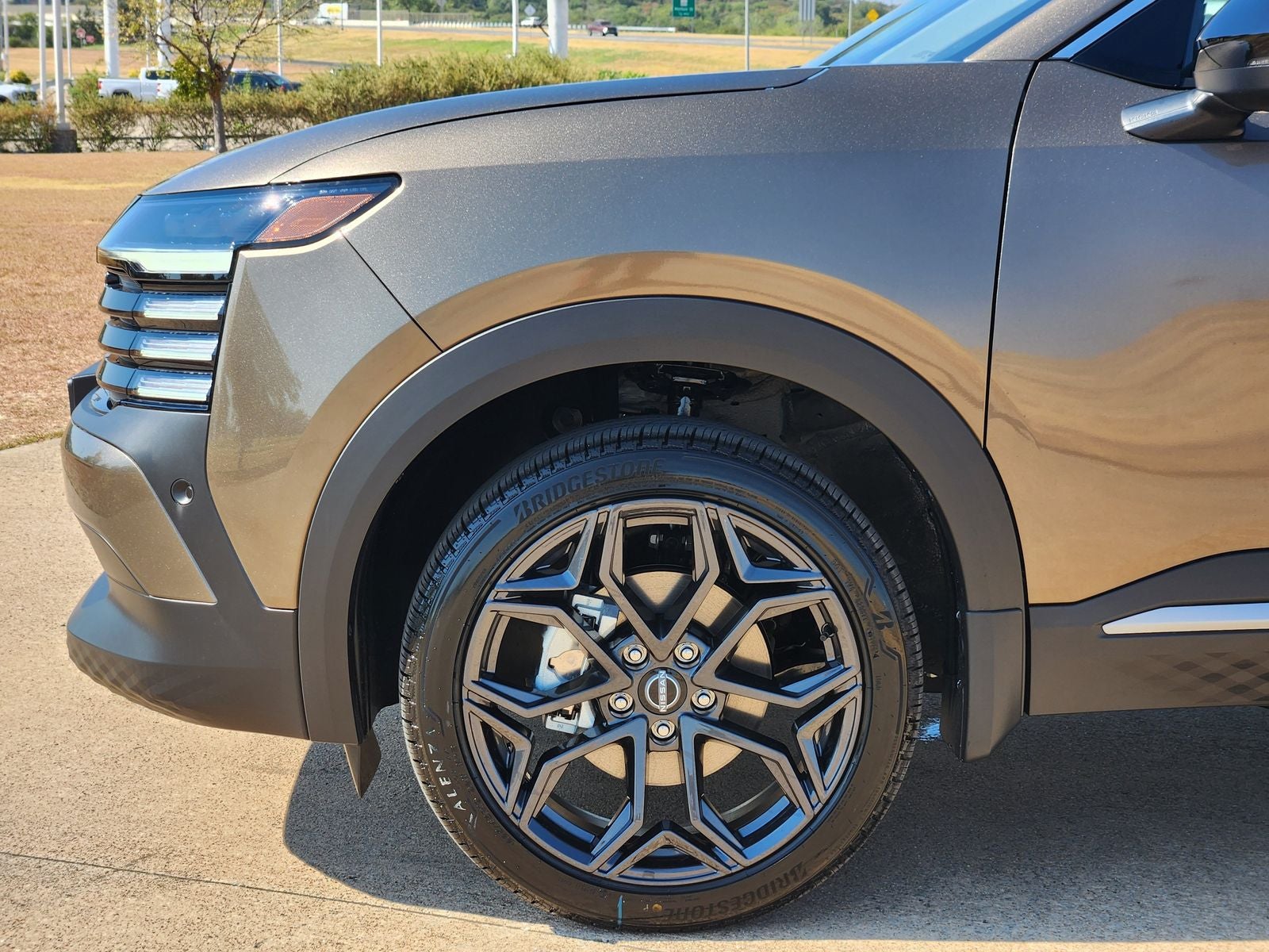 2027 Nissan Kicks SR