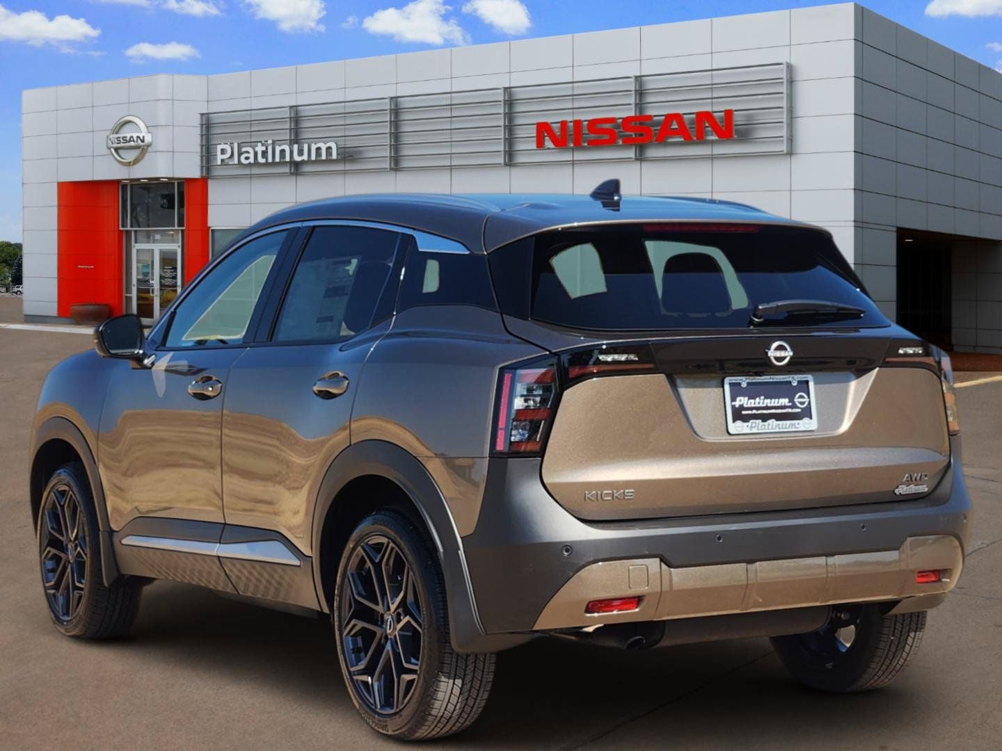 2027 Nissan Kicks SR