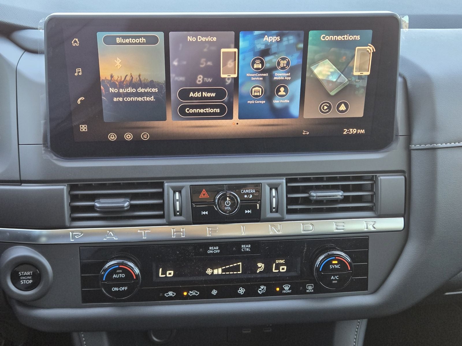 2026 Nissan Pathfinder S