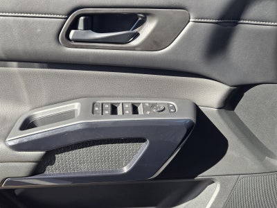 2026 Nissan Pathfinder S