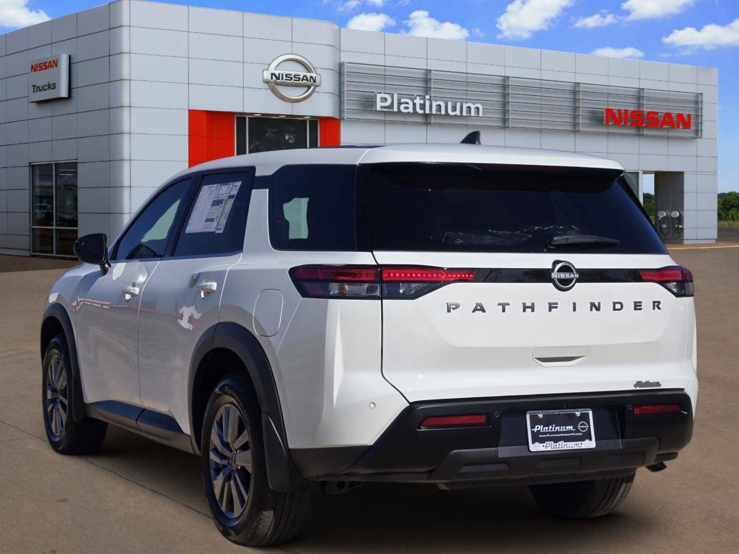 2026 Nissan Pathfinder S