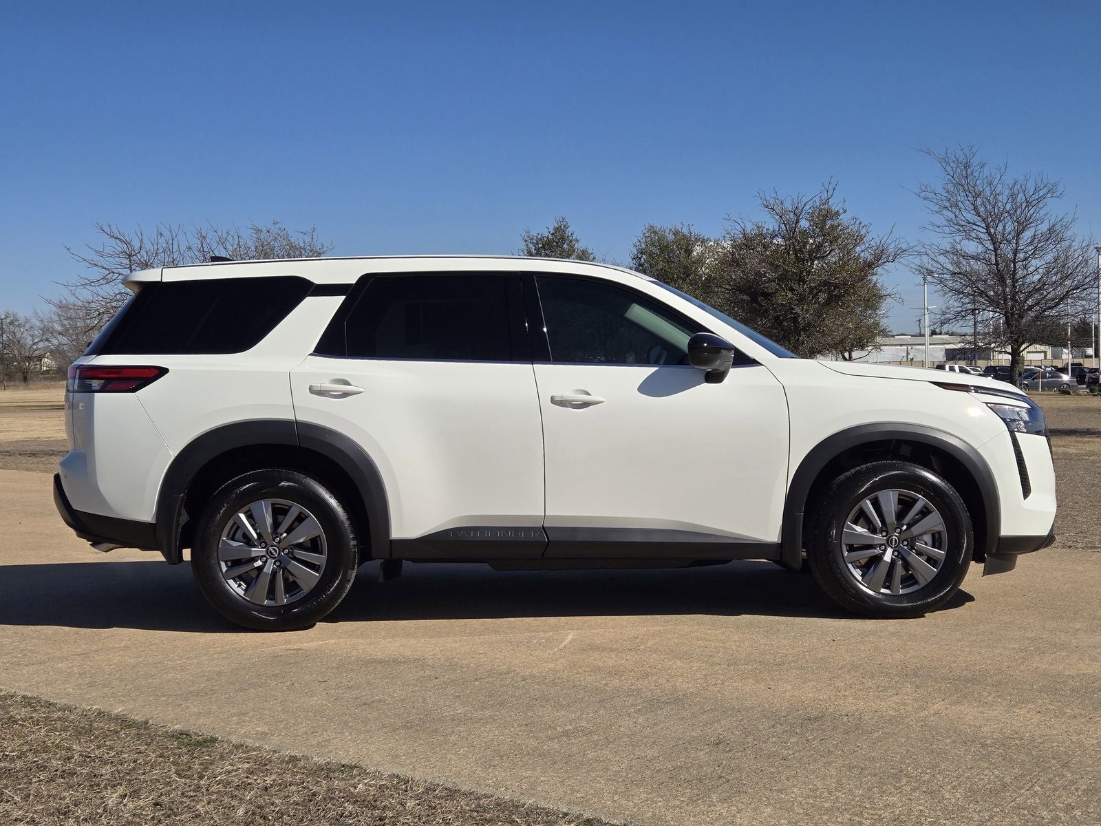 2026 Nissan Pathfinder S