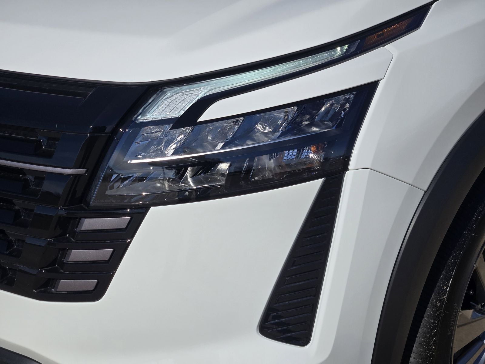 2026 Nissan Pathfinder S