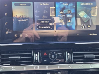 2026 Nissan Pathfinder SV