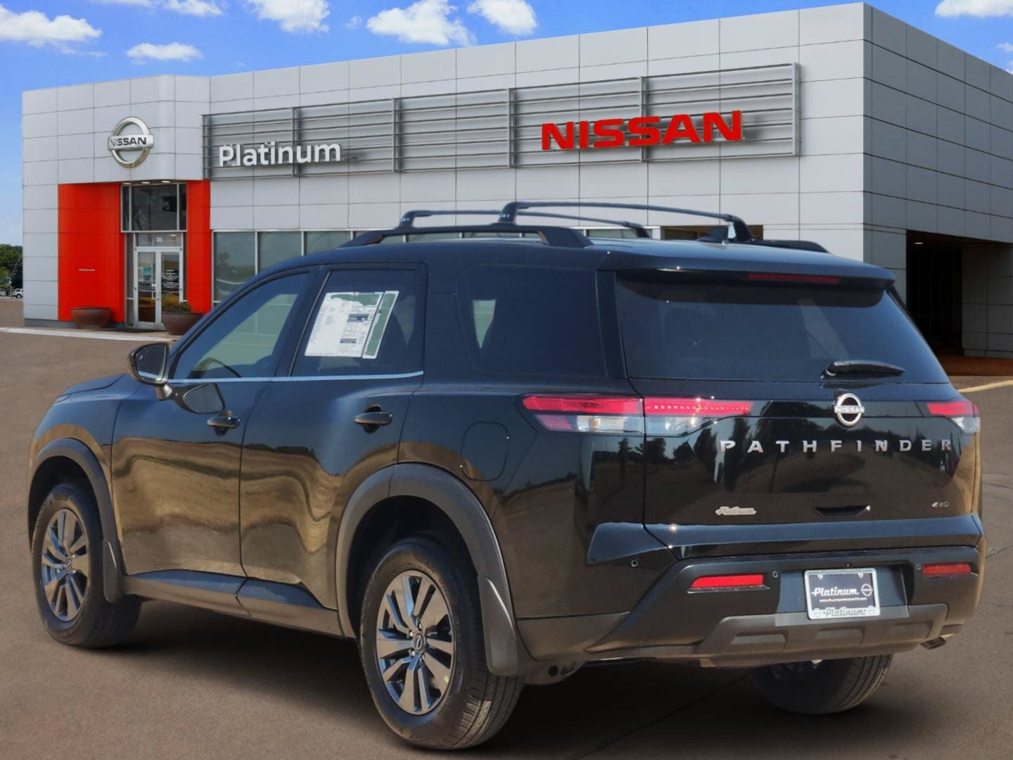 2026 Nissan Pathfinder SV