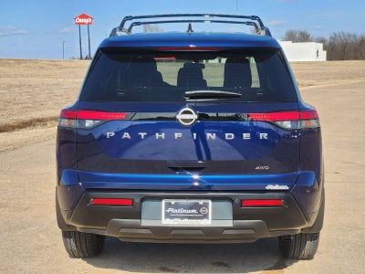 2026 Nissan Pathfinder SV