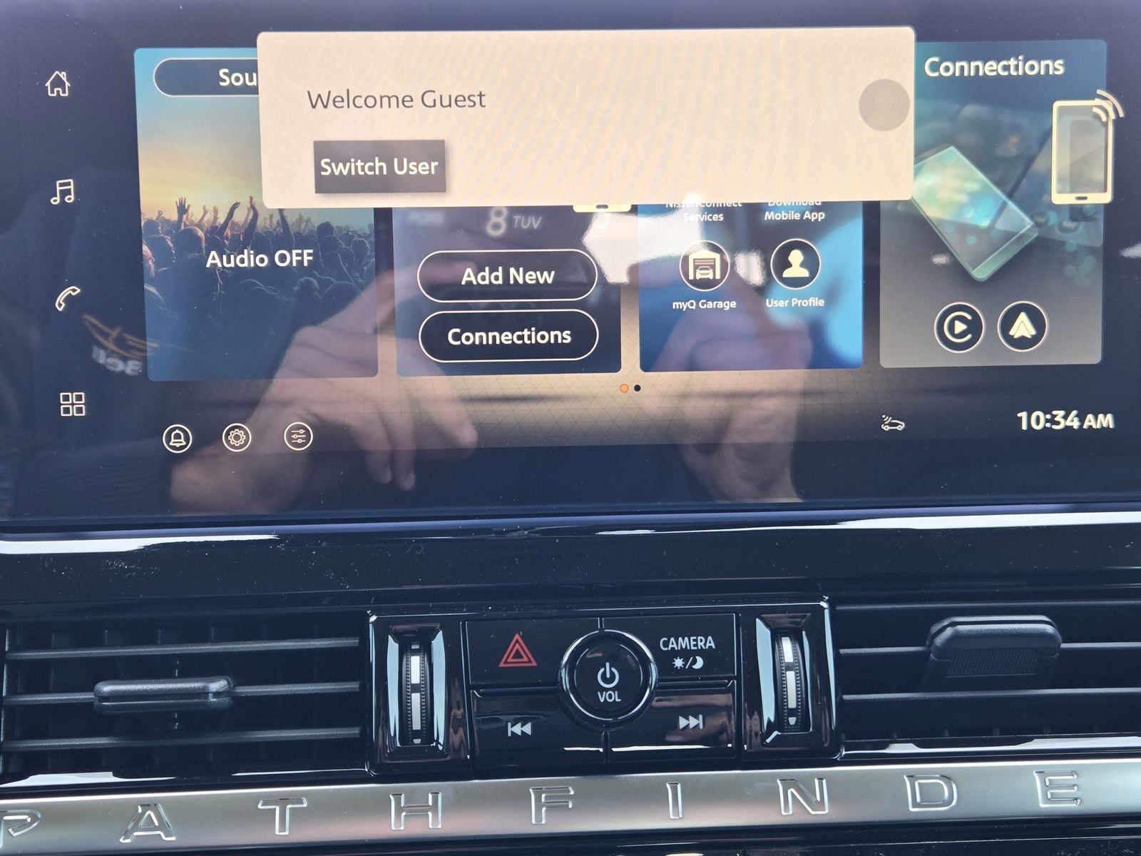 2026 Nissan Pathfinder SV