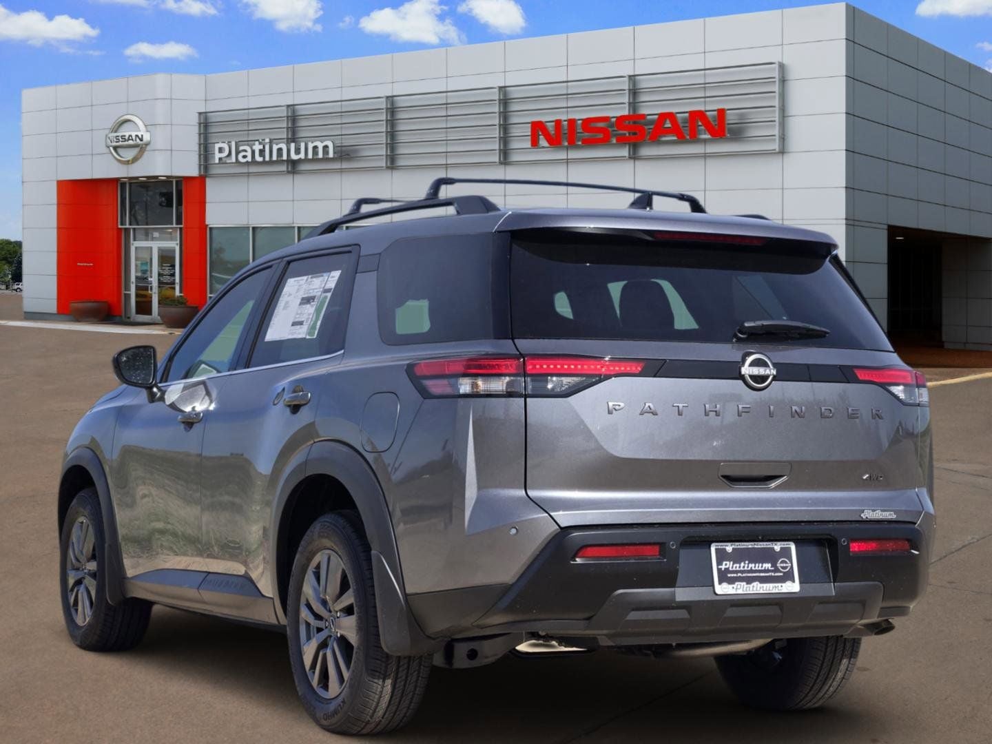 2026 Nissan Pathfinder SV