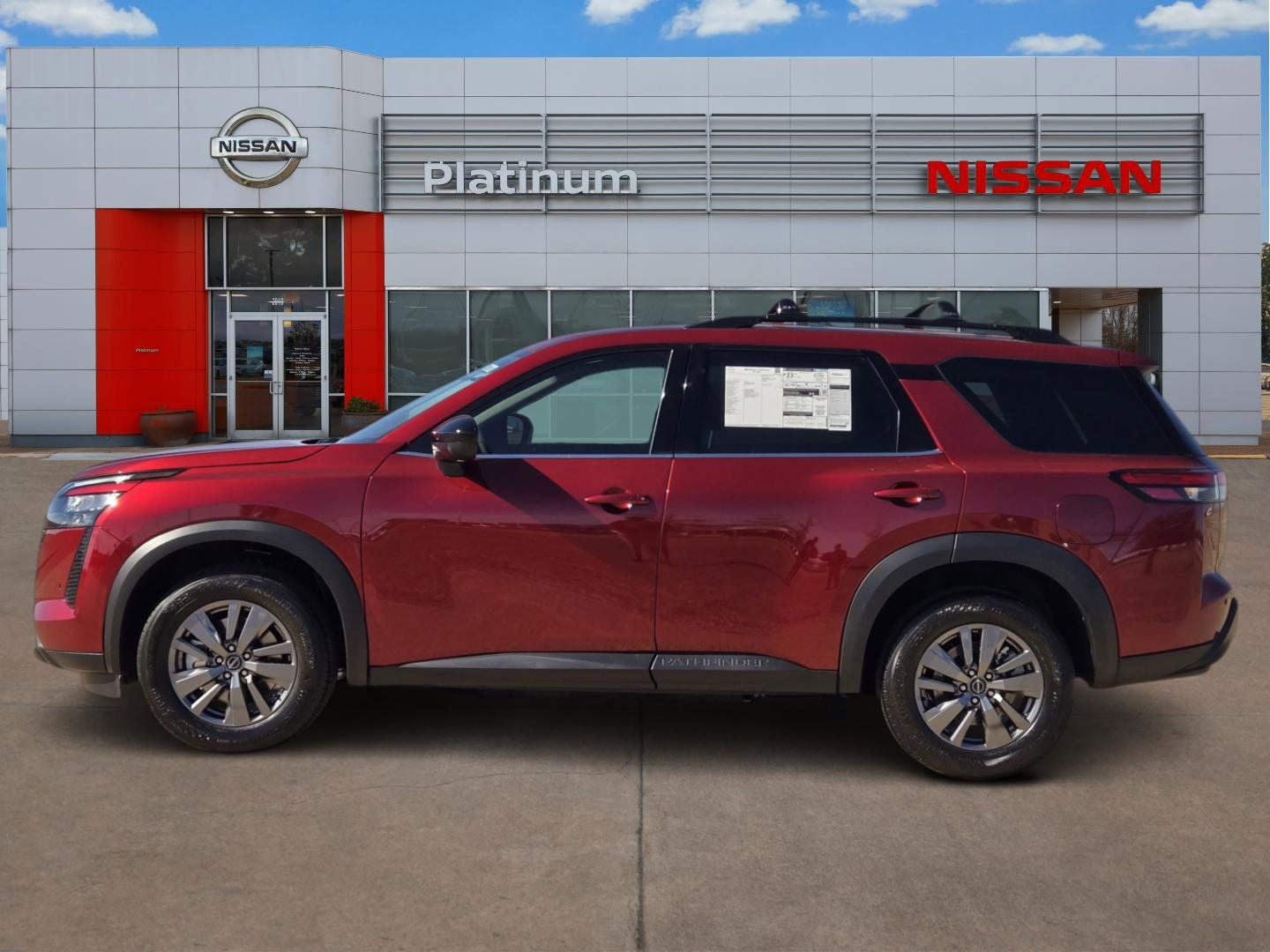 2026 Nissan Pathfinder SV