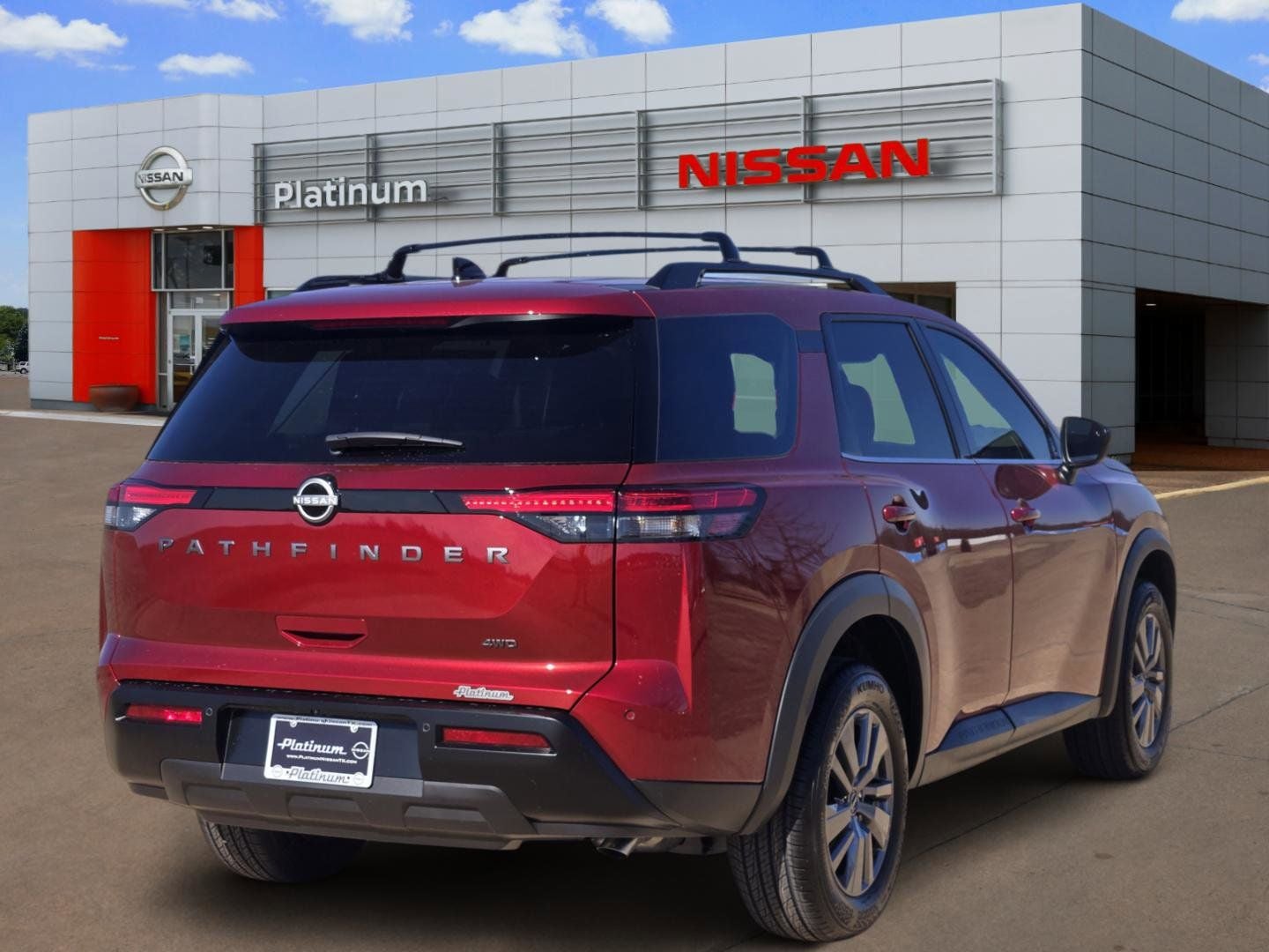 2026 Nissan Pathfinder SV