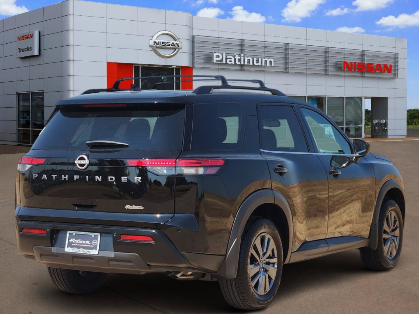 2026 Nissan Pathfinder SV