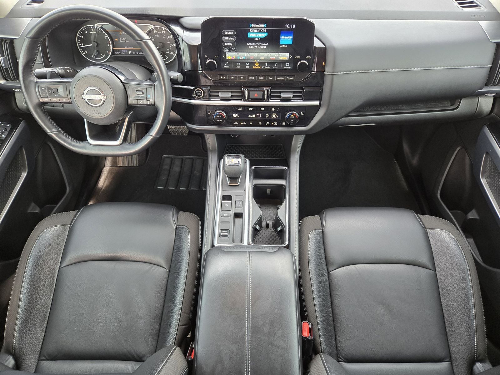 2022 Nissan Pathfinder SL