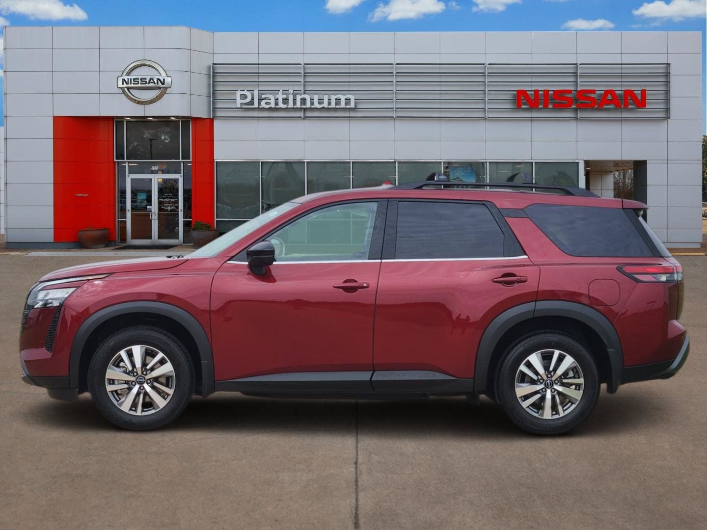 2026 Nissan Pathfinder SL