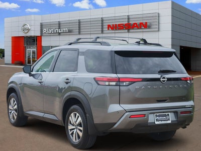 2026 Nissan Pathfinder SL