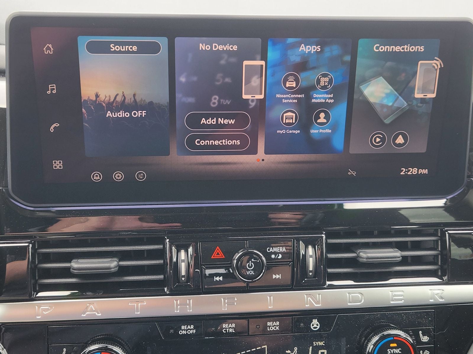 2026 Nissan Pathfinder Platinum