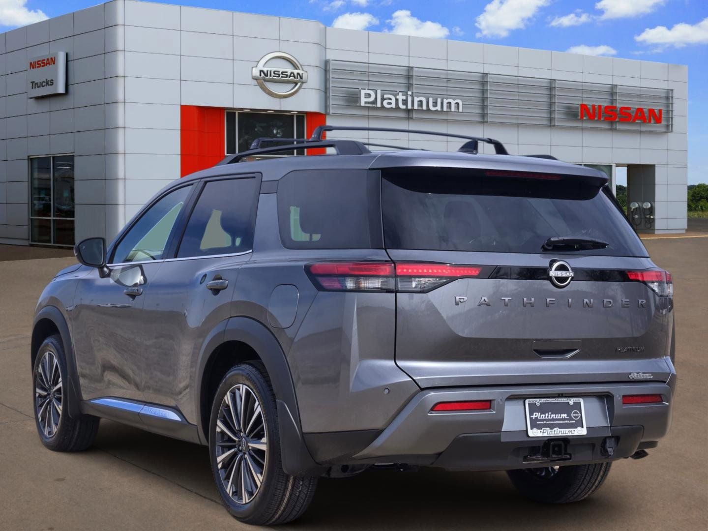 2026 Nissan Pathfinder Platinum