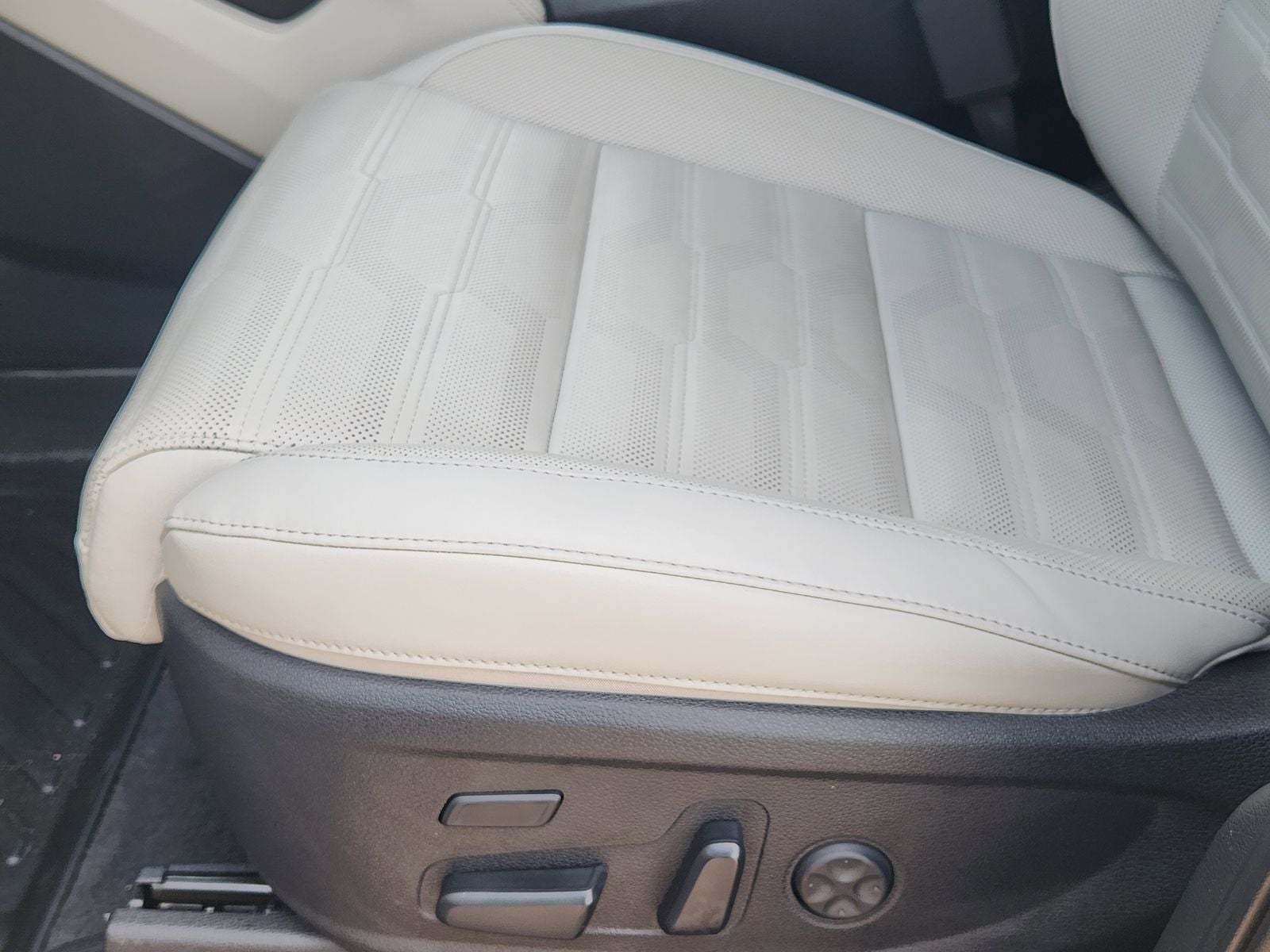 2024 Kia Telluride SX-Prestige