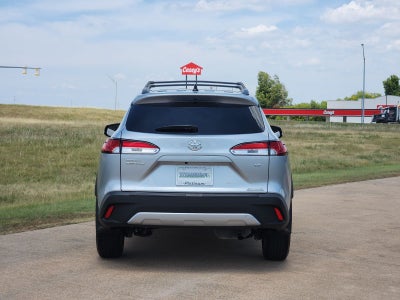 2025 Toyota Corolla Cross LE
