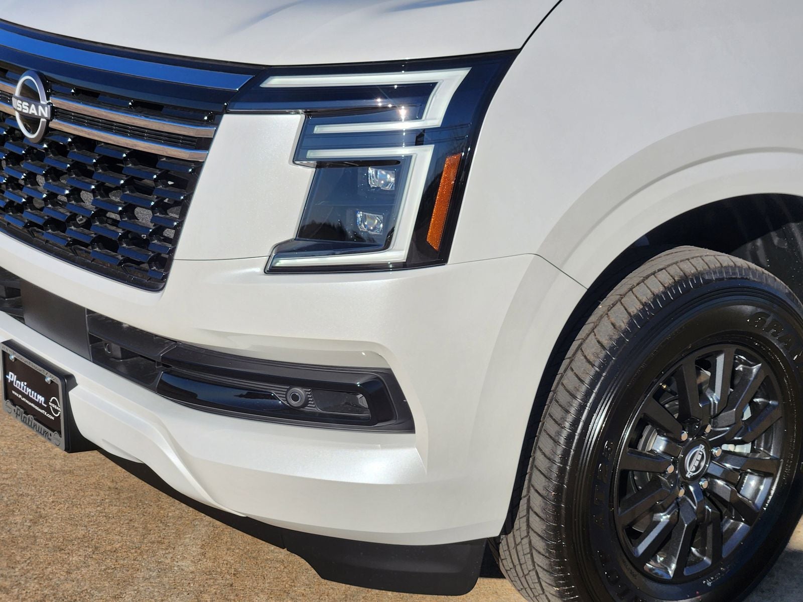 2026 Nissan Armada SV