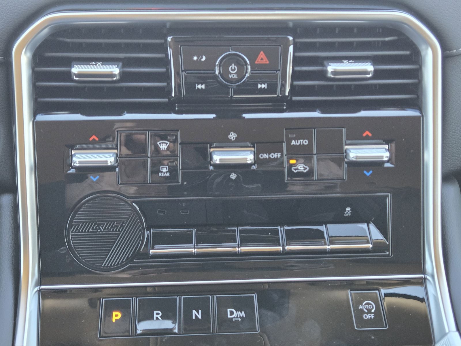 2026 Nissan Armada SV