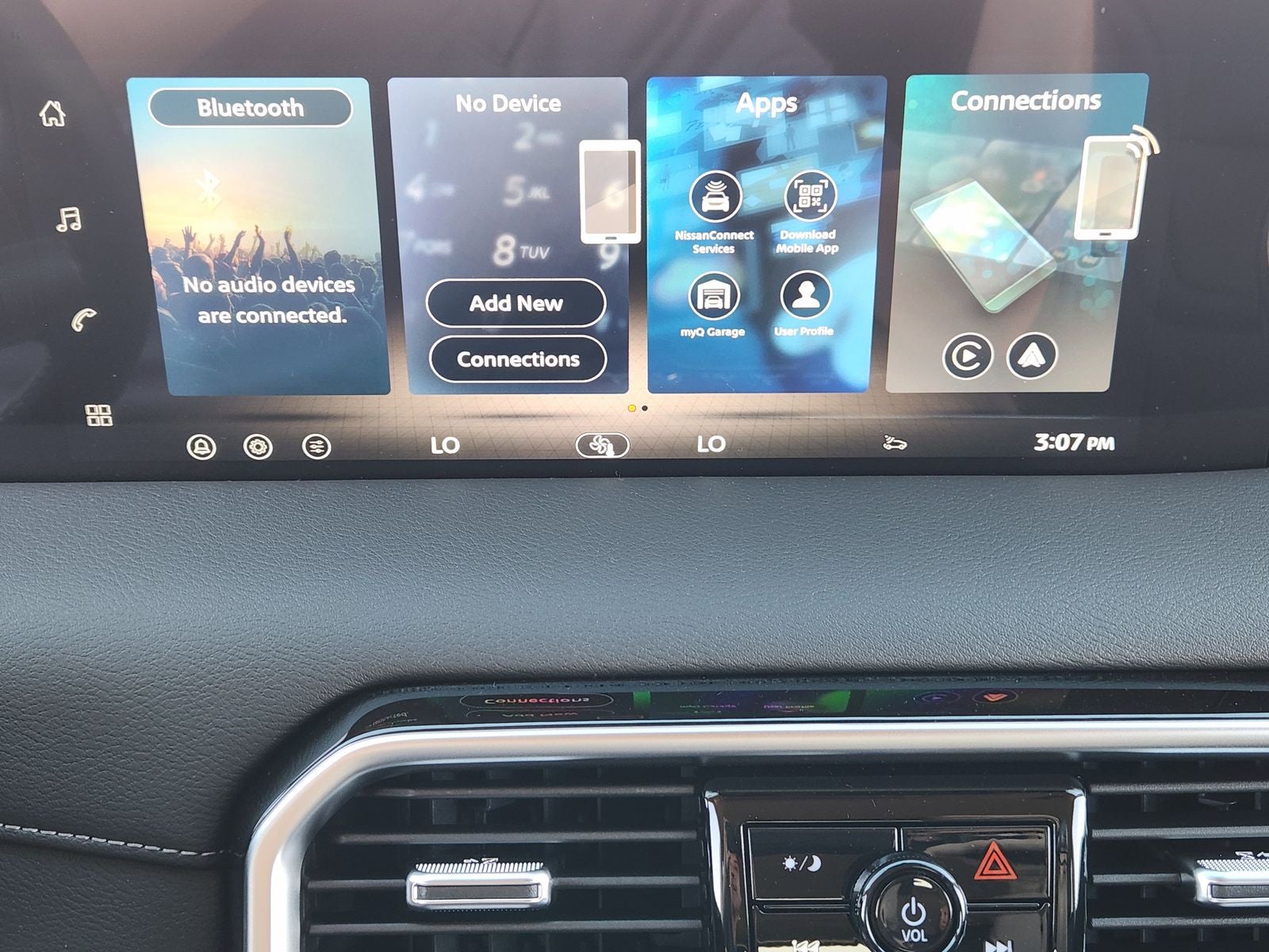 2026 Nissan Armada SV