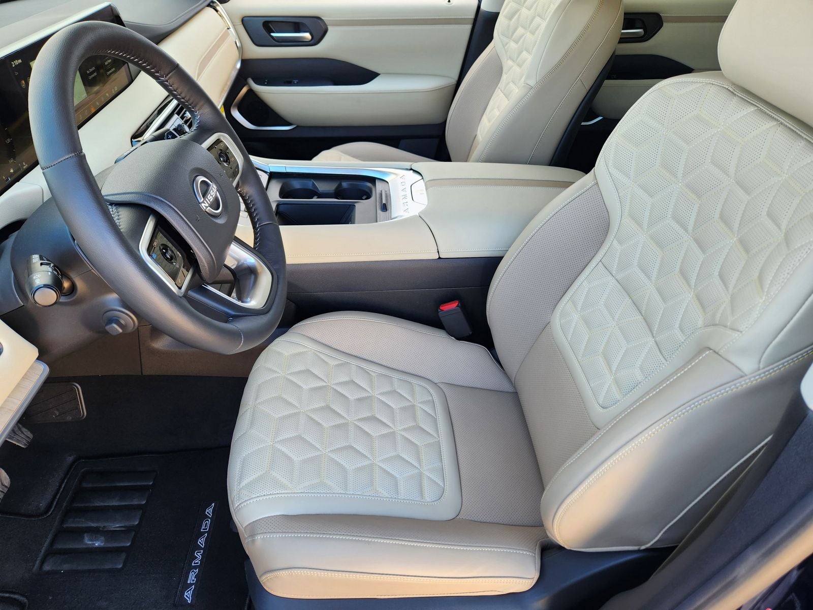 2025 Nissan Armada Platinum