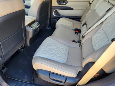 2025 Nissan Armada Platinum