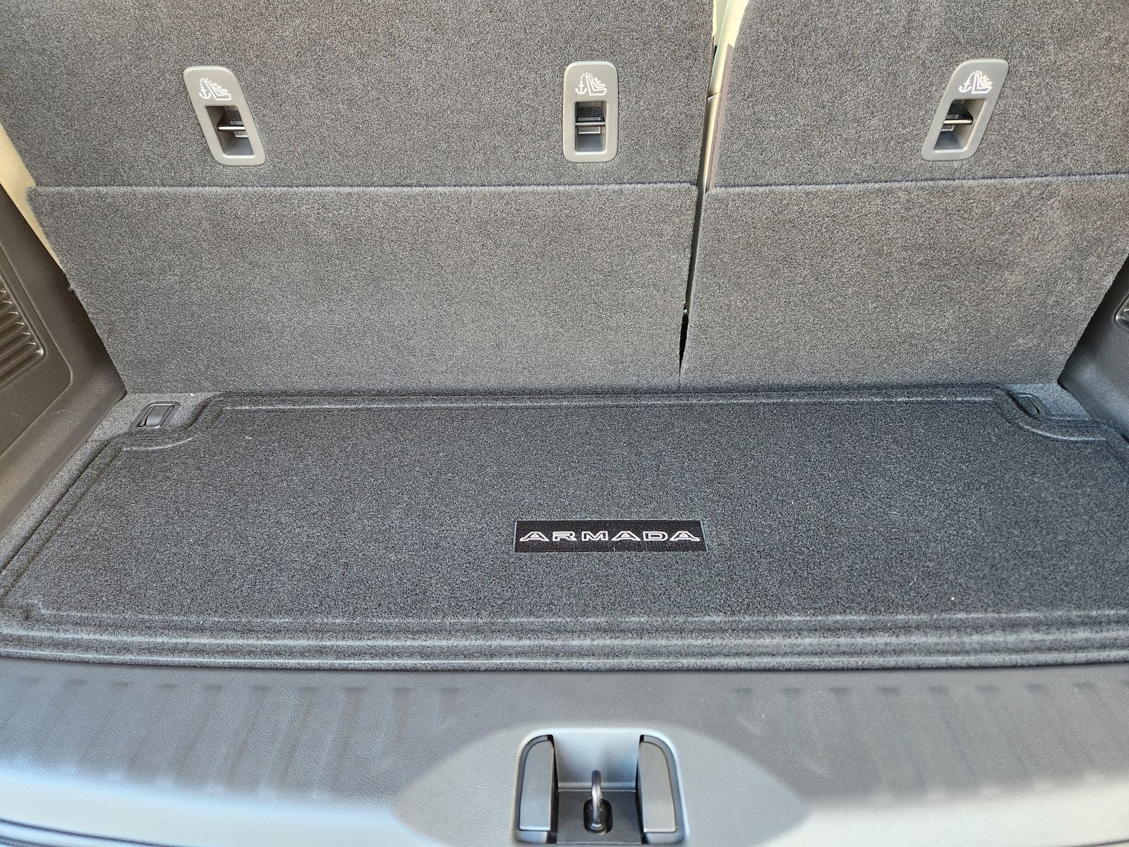 2025 Nissan Armada Platinum