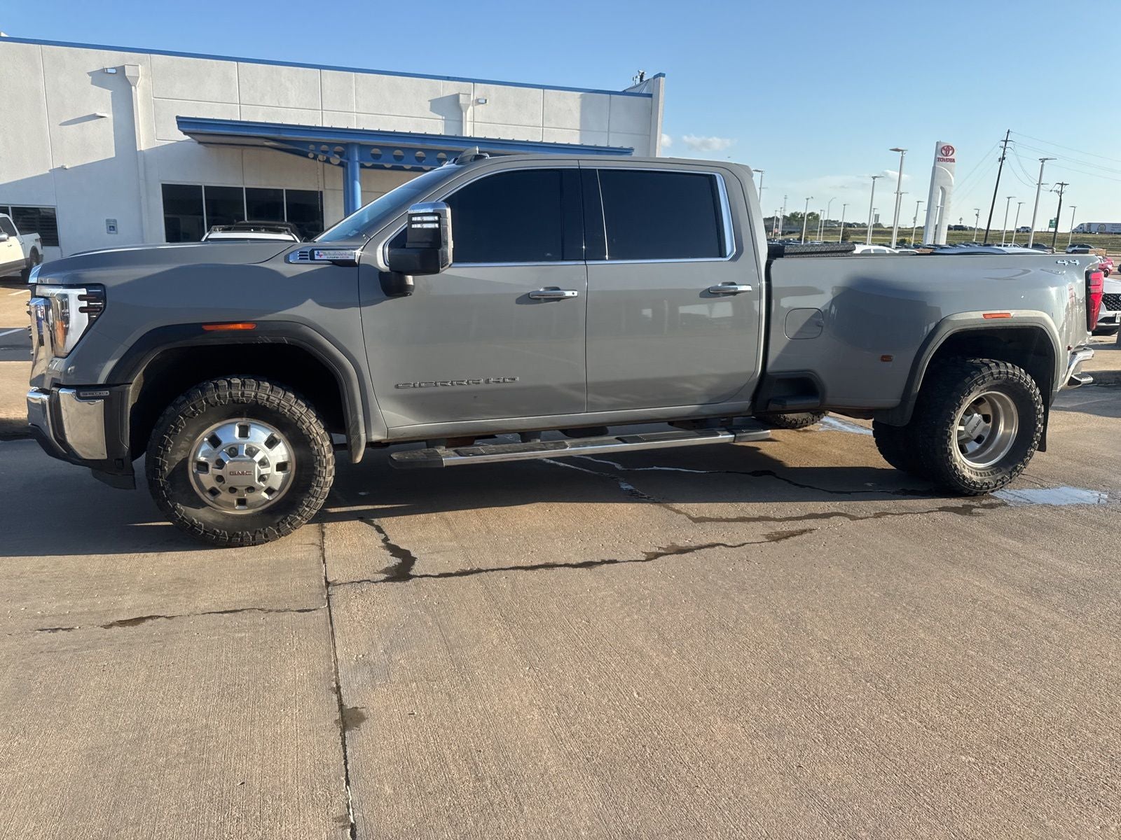 2024 GMC Sierra 3500HD SLT