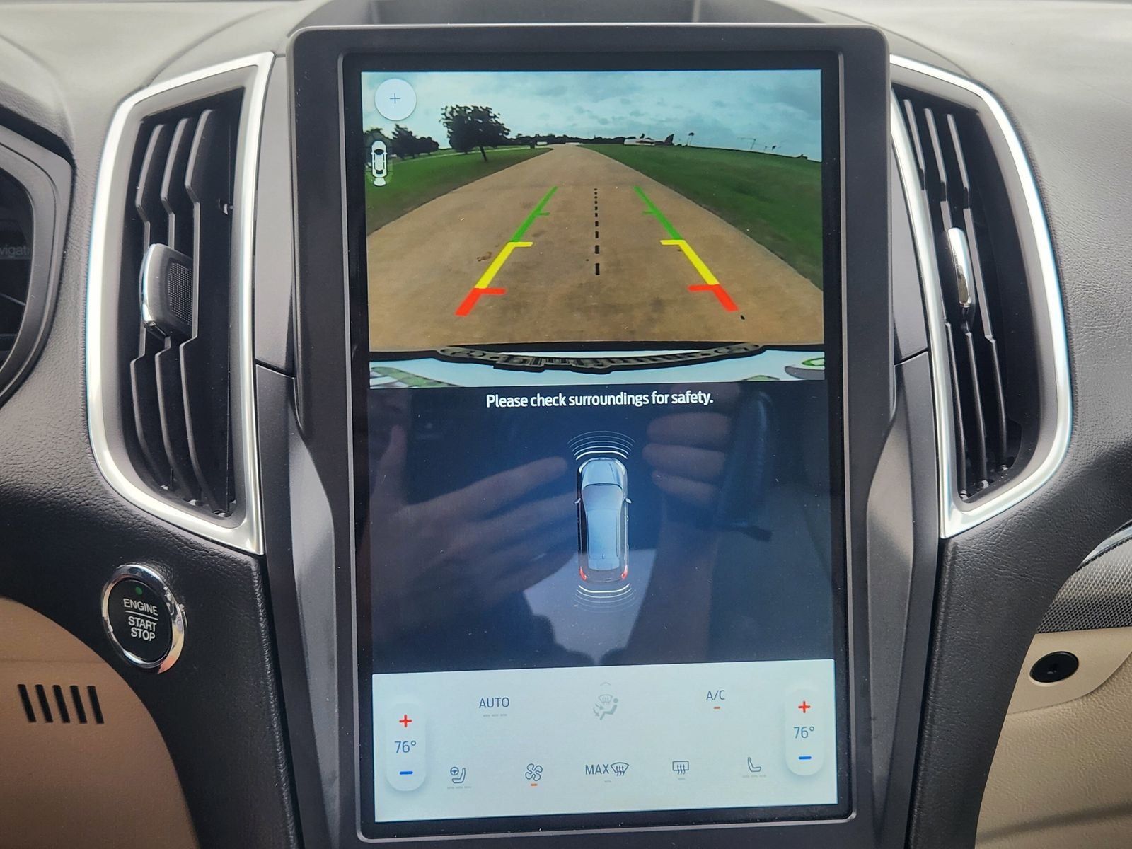 2022 Ford Edge Titanium